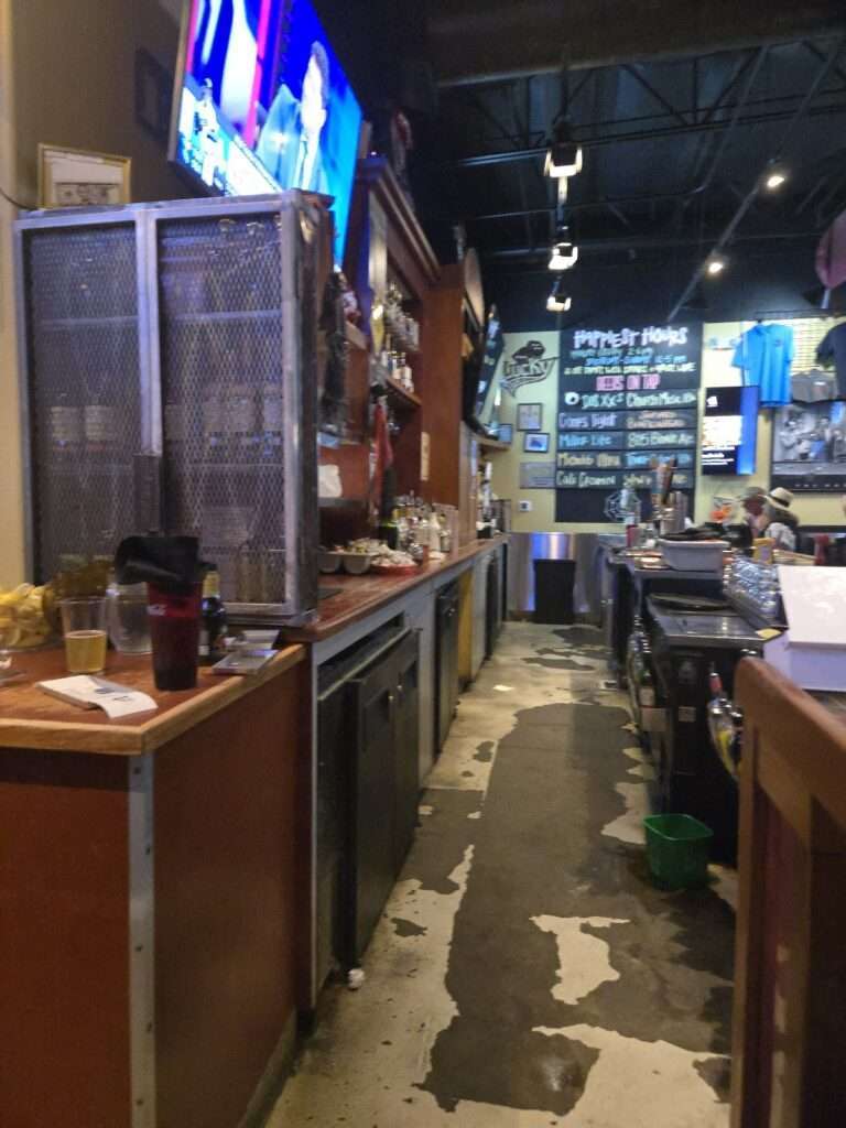 Lucky Lou’s photo 4